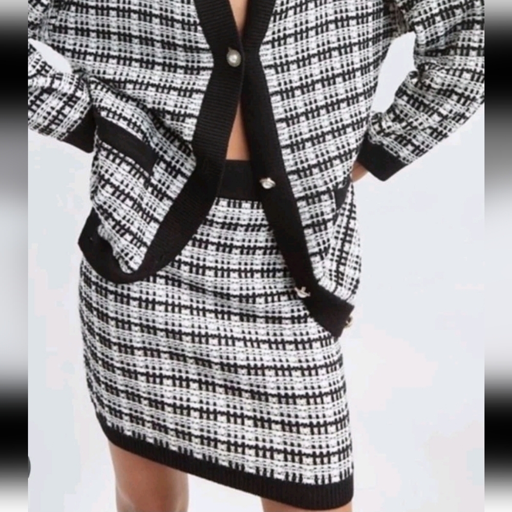 Babaton Aritzia Womens Black And White Pull On Knit Merino Wool Short Skirt XL